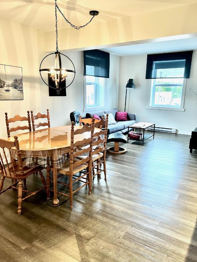 Sutton - Condo Au Coeur Du Village Kültér fotó