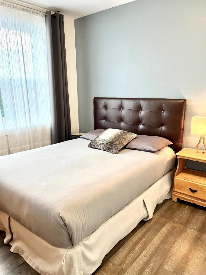 Sutton - Condo Au Coeur Du Village Kültér fotó